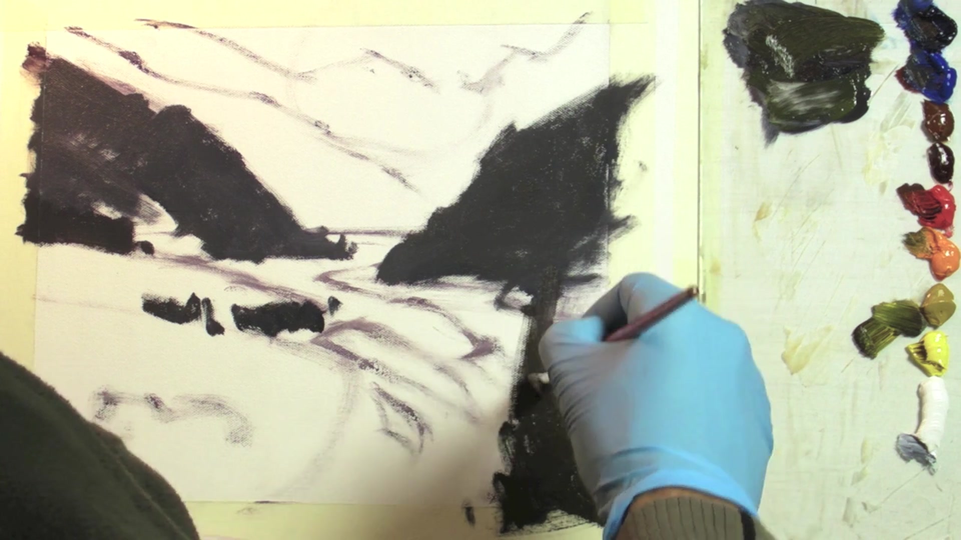 Step 8 — Glowing light effect (video frame from the lesson)