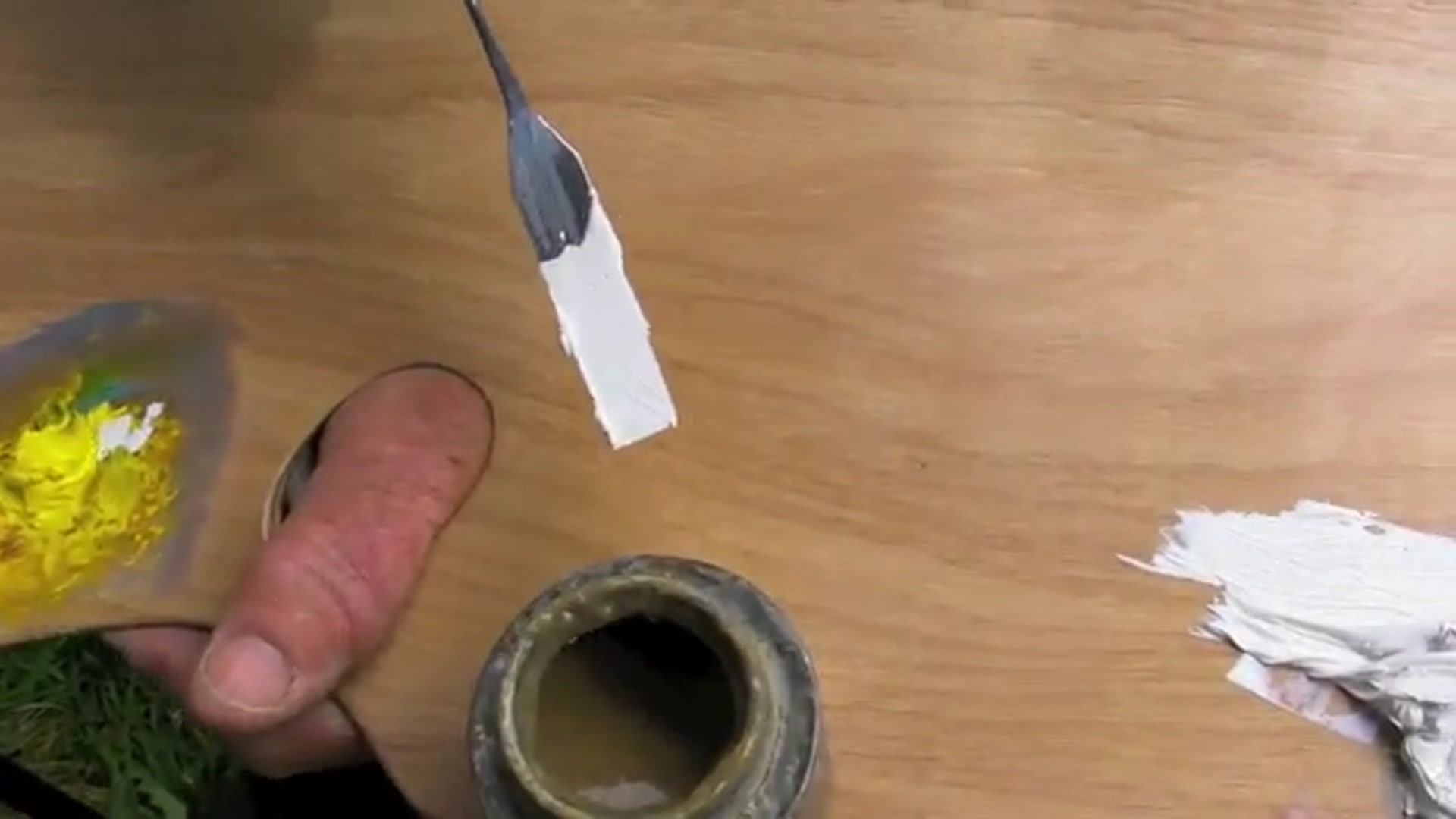 Step 1 — Using Liquin Medium (video frame from the lesson)
