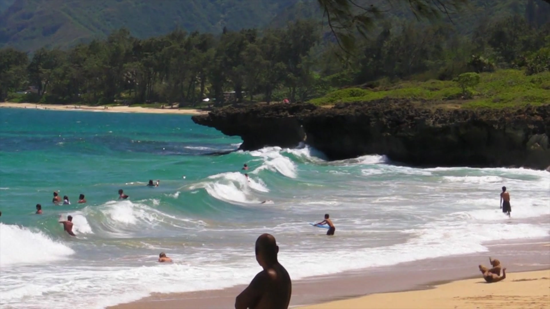 Step 1 — Challenges of painting waves outdoors (video frame from the lesson)