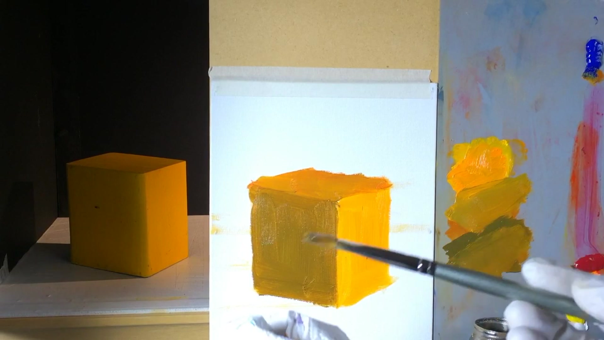 Step 5 — Seeing shapes and colors (video frame from the lesson)